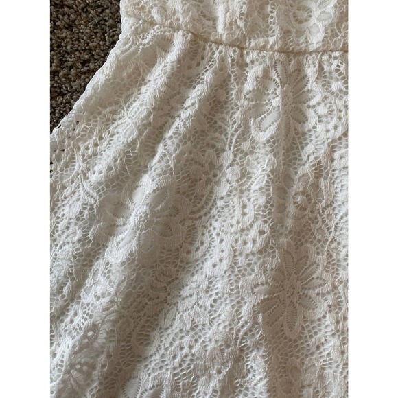 IZ BYER scalloped lace overlay S white fit and flare halter dress - Picture 2 of 5